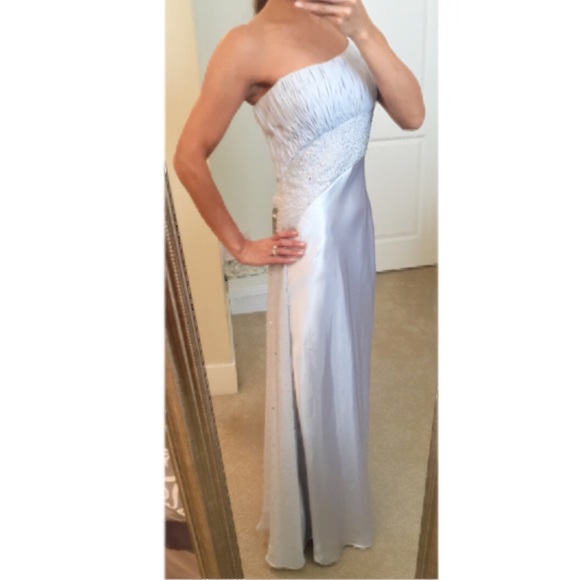 NEW Faviana Couture Gown - Picture 3 of 3